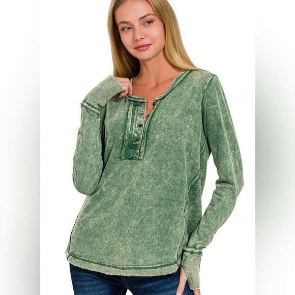 Zenana Outfitters Tops - ZENANA• Mineral Washed Thumb Hole Cuffed Long Sleeve TTW-3319-ASH OLIVE